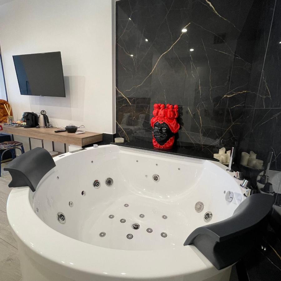 Namuri Luxury Rooms Таорміна Екстер'єр фото